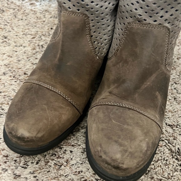 Sorel Major Pull-On Perforated Suede and Leather Boots size 10 - Picture 2 of 6
